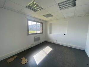 Location Entrepôt – Local d’activité à Chateaubourg de 4500m² - Réf. n°4349 - PHOTO8_4349.jpg