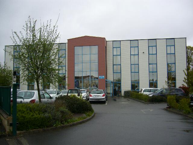 Location Bureau à VERN SUR SEICHE de 210m² - Réf. n°259 - PHOTO1_259_1669020049.jpg