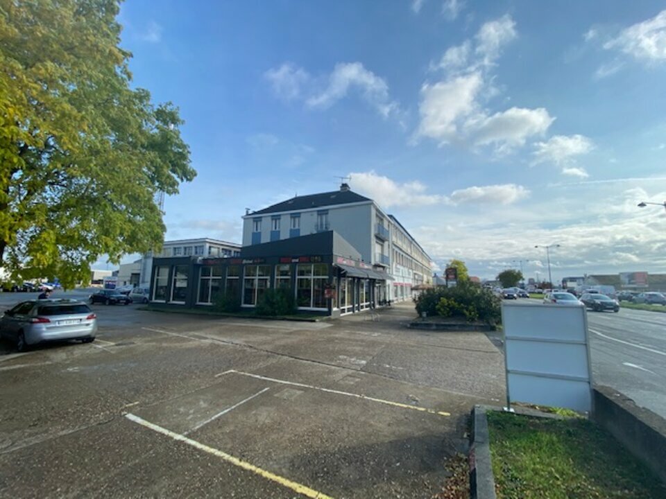 Location Bureau à Rennes de 103m² - Réf. n°2997 - PHOTO1_2997_1671028712.jpg