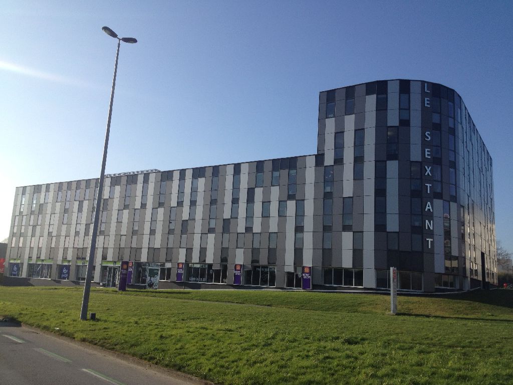 Location Bureau à Rennes de 173m² - Réf. n°3864 - PHOTO1_3864_1669020197.jpg