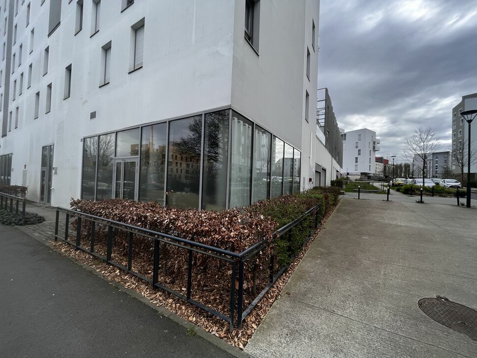 Location Bureau à Rennes de 80m² - Réf. n°4120 - PHOTO1_4120_1682417236.jpg