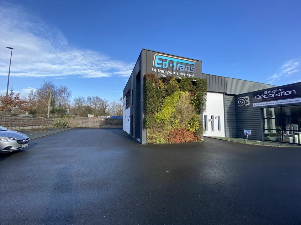 Location Bureau à Noyal-sur-Vilaine de 174m² - Réf. n°4248 - PHOTO1_4248_1702979428.jpg