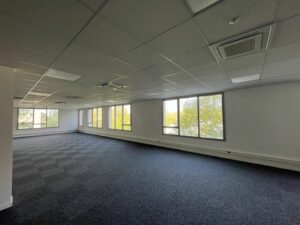 Location Bureau à SAINT JACQUES DE LA LANDE de 477m² - Réf. n°4273 - PHOTO1_4273_1705403028.jpg