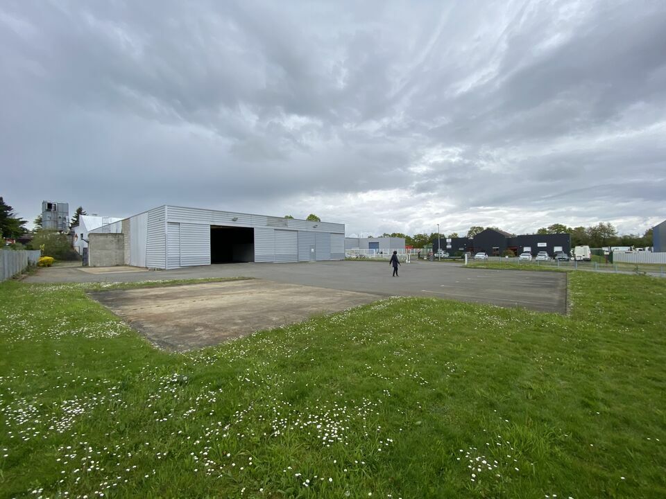 Location Entrepôt – Local d’activité à SAINT GILLES de 900m² - Réf. n°4323 - PHOTO1_4323_1714374718.jpg