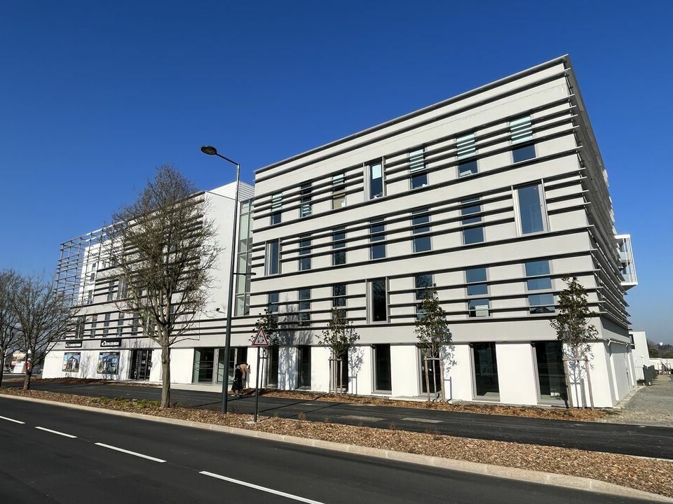 Location Bureau à Cesson-Sévigné de 100m² - Réf. n°4325 - PHOTO1_4325_1714381778.jpg