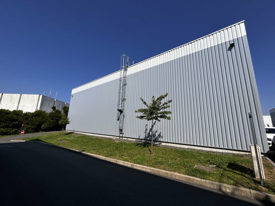 Location Entrepôt – Local d’activité à La Mézière de 400m² - Réf. n°4370 - PHOTO1_4370_1719915161.jpg