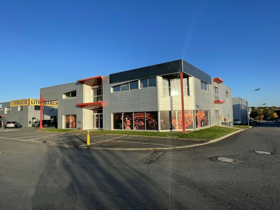 Location Bureau à Montgermont de 117m² - Réf. n°980 - PHOTO1_980_1710150459.jpg