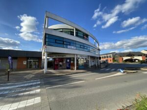 Location Bureau à Chartres-de-Bretagne de 140m² - Réf. n°1508 - PHOTO2_1508_1670939439.jpg