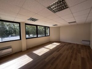 Location Bureau à Rennes de 151m² - Réf. n°2528 - PHOTO2_2528_1689688299.jpg