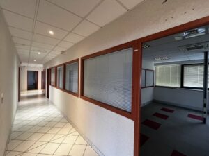 Location Bureau à SAINT GREGOIRE de 1455m² - Réf. n°3919 - PHOTO2_3919_1701179541.jpg