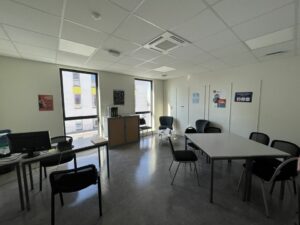 Location Bureau à Rennes de 277m² - Réf. n°4121 - PHOTO2_4121_1682434799.jpg