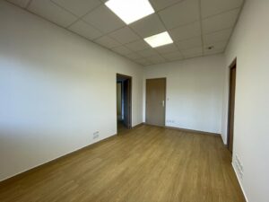 Location Bureau à SAINT GREGOIRE de 120m² - Réf. n°4247 - PHOTO2_4247_1702280968.jpg