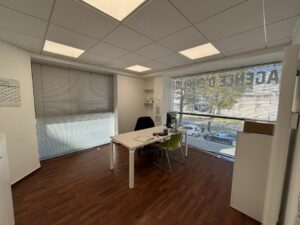 Location Local commercial à Rennes de 120m² - Réf. n°3305 - PHOTO3_3305_1697438775.jpg