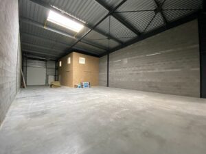 Location Entrepôt – Local d’activité à Liffré de 284m² - Réf. n°4152 - PHOTO3_4152_1709713472.jpg