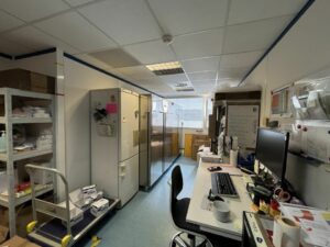 Vente Bureau à Bruz de 356m² - Réf. n°4225 - PHOTO3_4225_1697536640.jpg