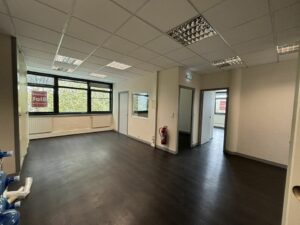 Location Bureau à Rennes de 105m² - Réf. n°4227 - PHOTO3_4227_1698652091.jpg