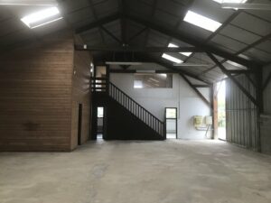 Vente Entrepôt – Local d’activité à VERN SUR SEICHE de 1050m² - Réf. n°4264 - PHOTO3_4264_1703067601.jpg