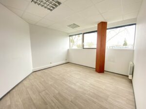 Location Bureau à Cesson-Sévigné de 147m² - Réf. n°615 - PHOTO3_615_1676891695.jpg