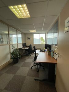 Location Bureau à Chantepie de 296m² - Réf. n°919 - PHOTO3_919_1671462742.jpg