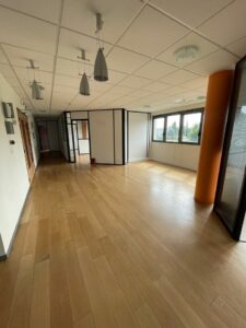 Location Bureau à SAINT GREGOIRE de 310m² - Réf. n°3691 - PHOTO4_3691_1697612805.jpg