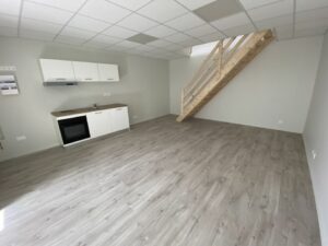 Location Entrepôt – Local d’activité à Liffré de 284m² - Réf. n°4152 - PHOTO4_4152_1709713472.jpg