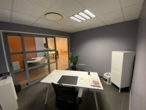 Location Entrepôt – Local d’activité à La Mézière de 400m² - Réf. n°3209 - PHOTO6_3209_1719331100.jpg