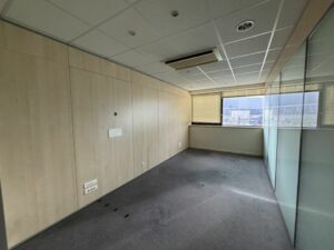 Location Bureau à SAINT GREGOIRE de 1500m² - Réf. n°3918 - PHOTO6_3918_1702308049.jpg