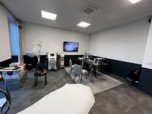 Location Bureau à SAINT GREGOIRE de 197.12m² - Réf. n°4293 - PHOTO7_4293_1708943076.jpg